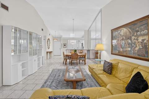 10546 Beach Palm Court #B, Boynton Beach FL - photo 22 of 56