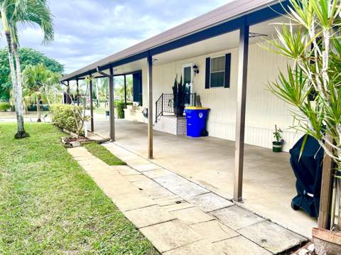 8011 SE Homestead Avenue, Hobe Sound FL - photo 7 of 32
