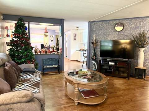 8011 SE Homestead Avenue, Hobe Sound FL - photo 10 of 32
