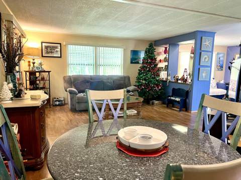 8011 SE Homestead Avenue, Hobe Sound FL - photo 13 of 32