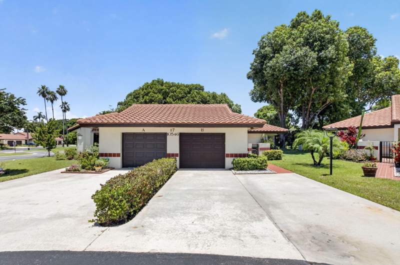 2 bedroom Villa at 10546 Beach Palm Court #B, Palm Chase Condo, Boynton Beach — photo 3