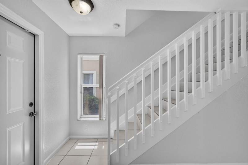 3 bedroom Townhouse at 946 Summit Lake Drive, Summit Lake, West Palm Beach — photo 4