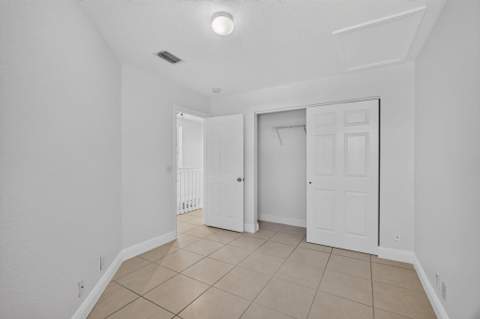 946 Summit Lake Drive, West Palm Beach FL - photo 22 of 34
