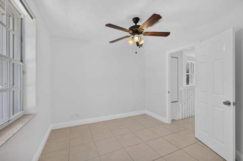 946 Summit Lake Drive, West Palm Beach FL - photo 24 of 34