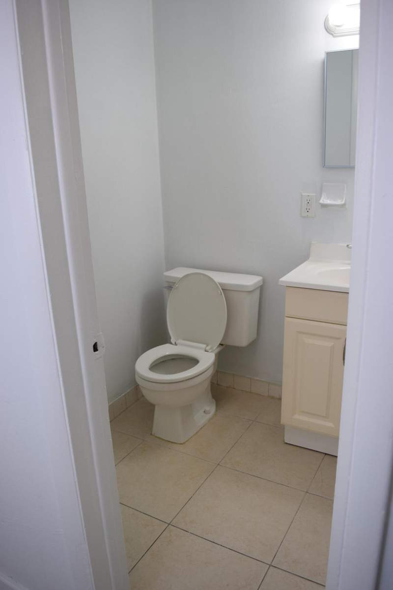 1 bedroom Condominium at 151 SE 6th Avenue #Apt 14, Park Place At Pompano, Pompano Beach — photo 4