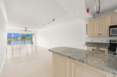 951 Spanish Circle #346, Delray Beach FL - photo 10 of 26
