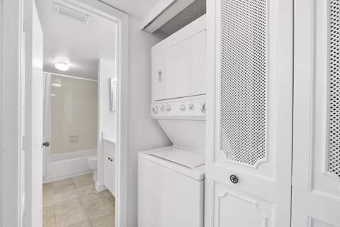 5828 Coral Lake Drive, Margate FL - photo 23 of 63