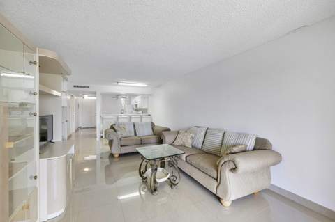 5828 Coral Lake Drive, Margate FL - photo 12 of 63