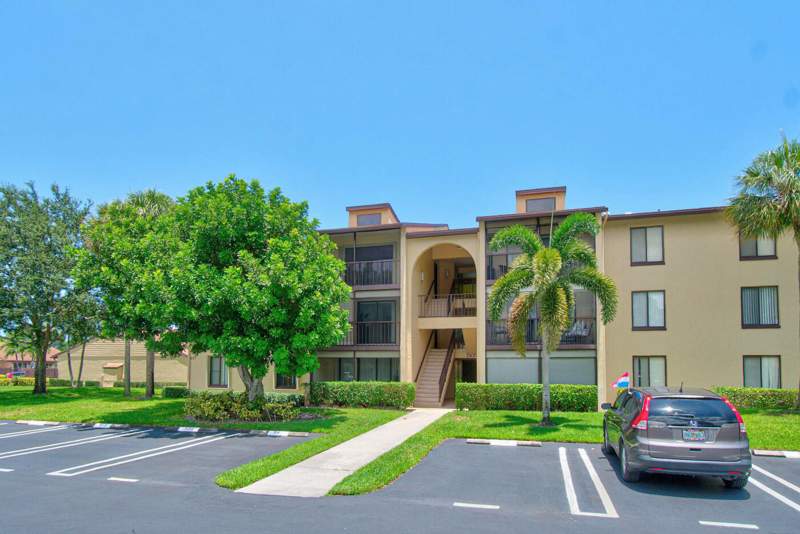 2 bedroom Condominium at 627 Sea Pine Way #A3, Pine Ridge North II Condo, Greenacres — photo 2