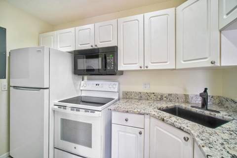 627 Sea Pine Way #A3, Greenacres FL - photo 12 of 27