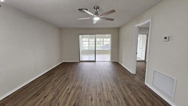 2 bedroom Condominium at 5775 Fernley Drive #95, Cresthaven Condo Townhomes Sec 2, West Palm Beach — photo 4