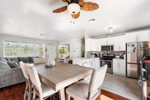 153 Abaco Drive, Palm Springs FL - photo 12 of 35