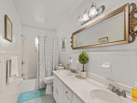 2405 Blossom Court, Fort Pierce FL - photo 12 of 22
