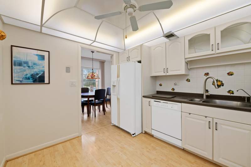 2 bedroom Condominium at 10777 W Sample #207, Country Club Tower Of Coral, Coral Springs — photo 2