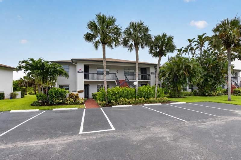 2 bedroom Condominium at 13112 Sentry Palm Court #A, Palm Greens At Villa Del Ray Condo, Delray Beach — photo 2
