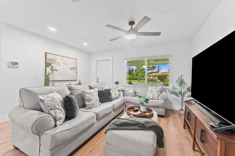 3 bedroom Single Family Residence at 7100 NW 92nd Avenue, Westwood Community 4-A, Tamarac — photo 4