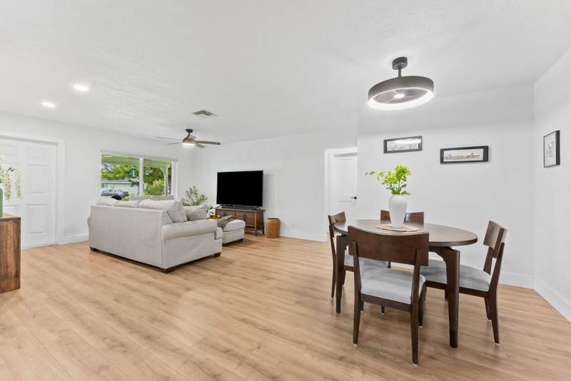 3 bedroom Single Family Residence at 7100 NW 92nd Avenue, Westwood Community 4-A, Tamarac — photo 5