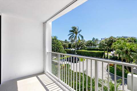 2860 S Ocean Boulevard #216, Palm Beach FL - photo 6 of 24