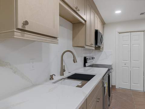 371 W 34th Street, Riviera Beach FL - photo 8 of 27