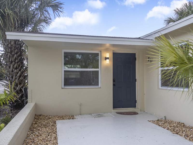 3 bedroom Single Family Residence at 371 W 34th Street, Park Manor 3, Riviera Beach — photo 3