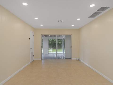 371 W 34th Street, Riviera Beach FL - photo 13 of 27
