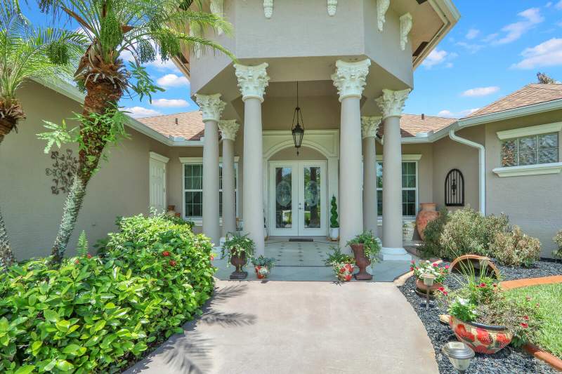 4 bedroom Single Family Residence at 2043 SE Bisbee Street, South Port St Lucie Unit 4, Port St. Lucie — photo 2