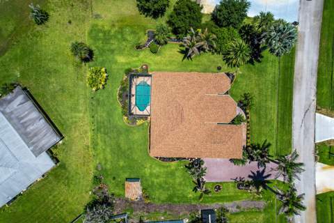 2043 SE Bisbee Street, Port St. Lucie FL - photo 10 of 69
