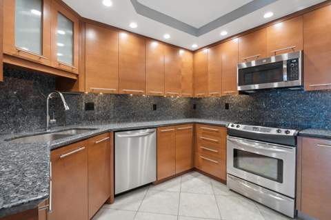 2100 S Ocean Lane #703, Fort Lauderdale FL - photo 9 of 40