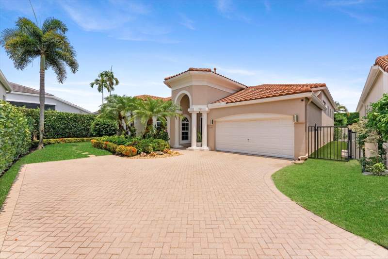 3 bedroom Single Family Residence at 6533 Somerset Circle, Somerset At Woodfield Country Club, Boca Raton — photo 3