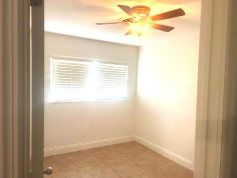 1067 Iroquois Avenue, Fort Lauderdale FL - photo 15 of 20