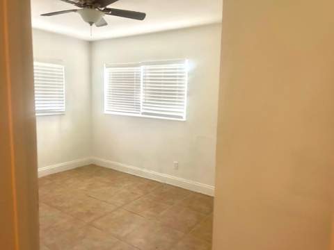 1067 Iroquois Avenue, Fort Lauderdale FL - photo 18 of 20