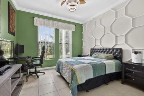 1010 Sweetgrass Street, Loxahatchee FL - photo 14 of 75