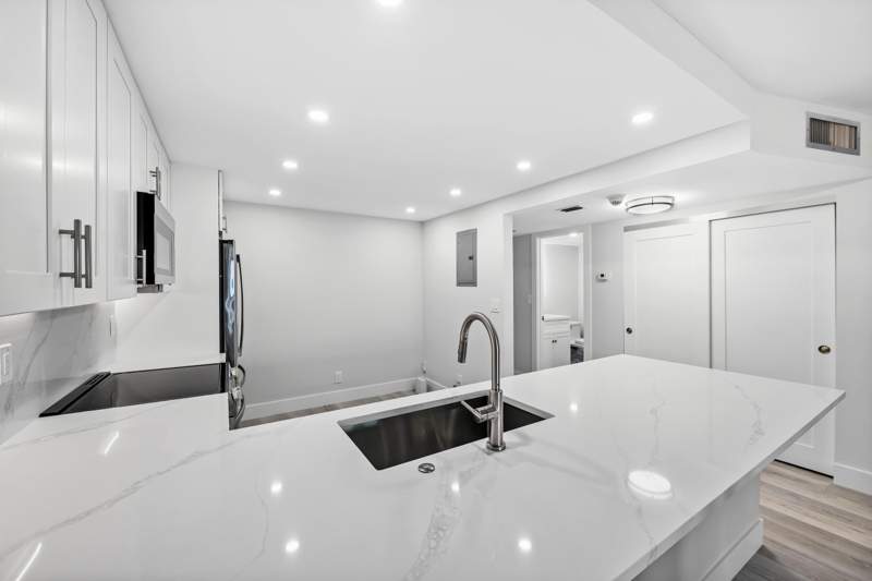 1 bedroom Condominium at 5100 N Ocean Boulevard #502, Sea Ranch Club A Condo, Lauderdale-By-The-Sea — photo 4