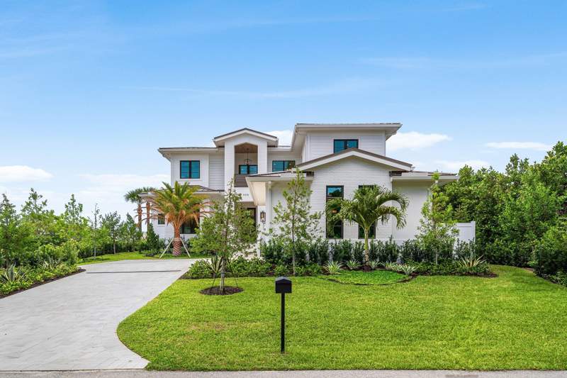 5 bedroom Single Family Residence at 908 N Atlantic Drive, Lake Shores Lantana, Lantana — photo 3