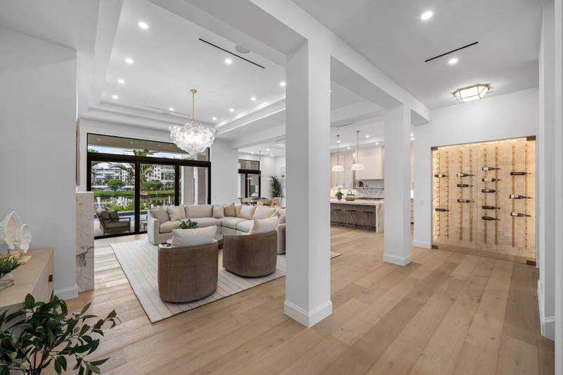 5 bedroom Single Family Residence at 908 N Atlantic Drive, Lake Shores Lantana, Lantana — photo 5