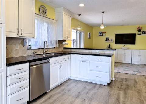 1020 NW 107th Avenue, Plantation FL - photo 11 of 35