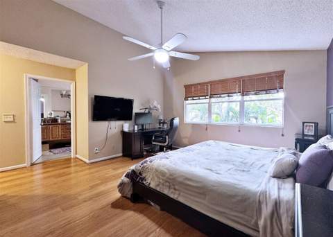 1020 NW 107th Avenue, Plantation FL - photo 21 of 35