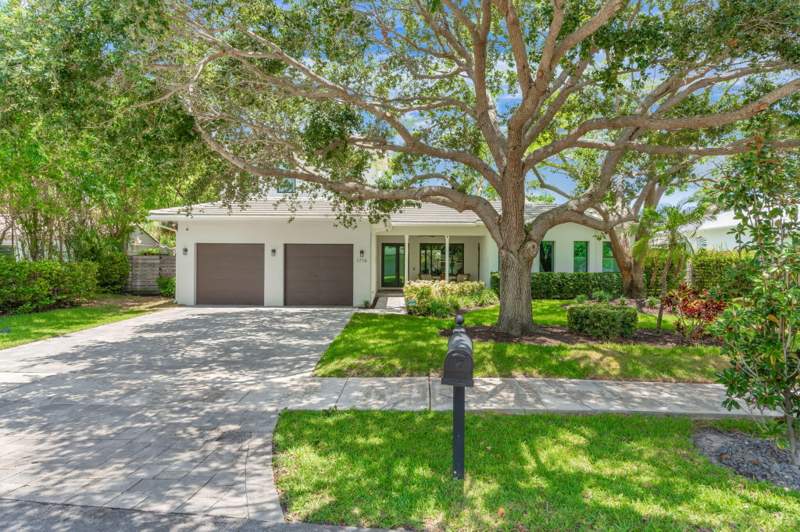 4 bedroom Single Family Residence at 1716 Middle River Drive, Coral Ridge, Fort Lauderdale — photo 2