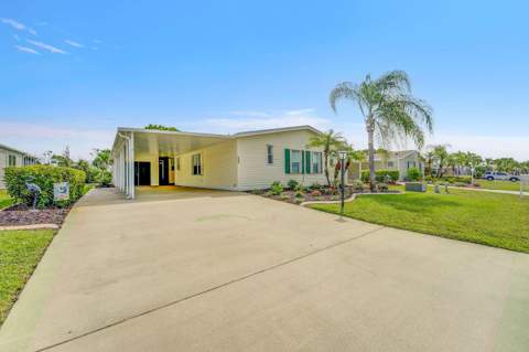 7945 Horned Lark Circle, Port St. Lucie FL - photo 21 of 48