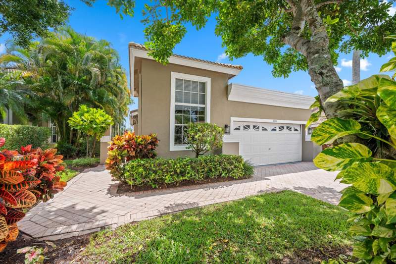 2 bedroom Villa at 4706 Carlton Golf Drive, Wycliffe Par C, Lake Worth — photo 2