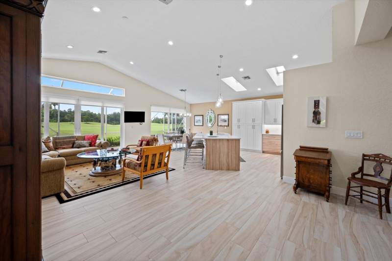 2 bedroom Villa at 4706 Carlton Golf Drive, Wycliffe Par C, Lake Worth — photo 4