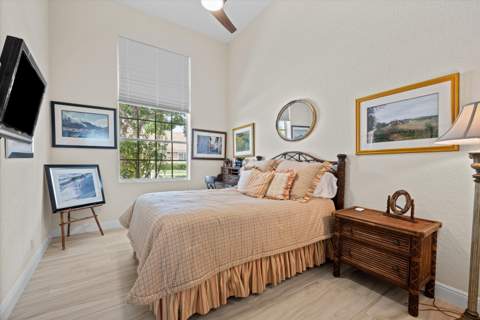 4706 Carlton Golf Drive, Lake Worth FL - photo 20 of 49