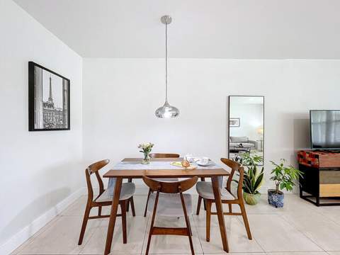 410 Chatham T, West Palm Beach FL - photo 6 of 10