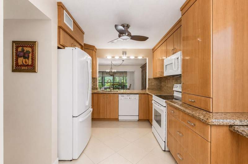 3 bedroom Condominium at 5561 Fairway Park Drive #104, Indian Spring, Boynton Beach — photo 3