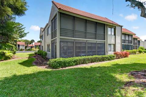 5561 Fairway Park Drive #104, Boynton Beach FL - photo 23 of 24