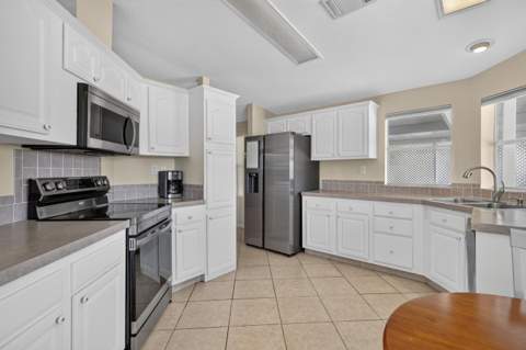 8004 Long Drive, Port St. Lucie FL - photo 14 of 45