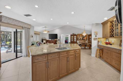 19600 Sedgefield Terrace, Boca Raton FL - photo 16 of 46