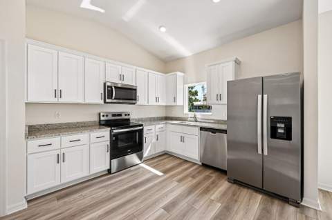 5200 Hickory Drive, Fort Pierce FL - photo 18 of 28