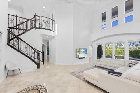 10504 Vignon Court, Wellington FL - photo 8 of 69