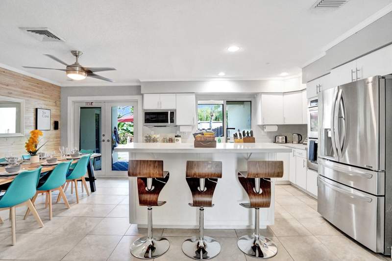 4 bedroom Single Family Residence at 1516 Scott Street, HOLLYWOOD HOMESITES HIGH SCHOOL, Hollywood — photo 4